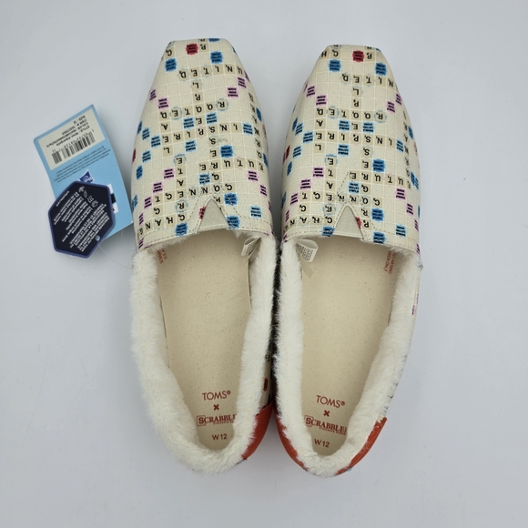 NWT TOMS Scrabble Gameboard Print Faux Fur Lined Alpargata Slip-ons, Women's 12 - Picture 2 of 16